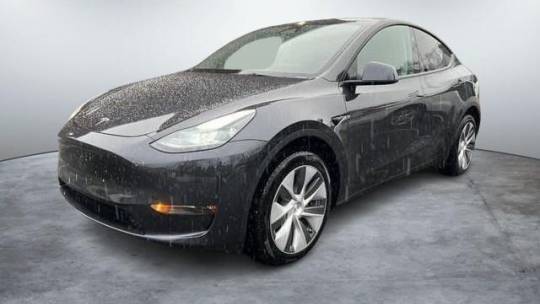 2024 Tesla Model Y Long Range — SUV — 2,954 mi — Yonkers, NY