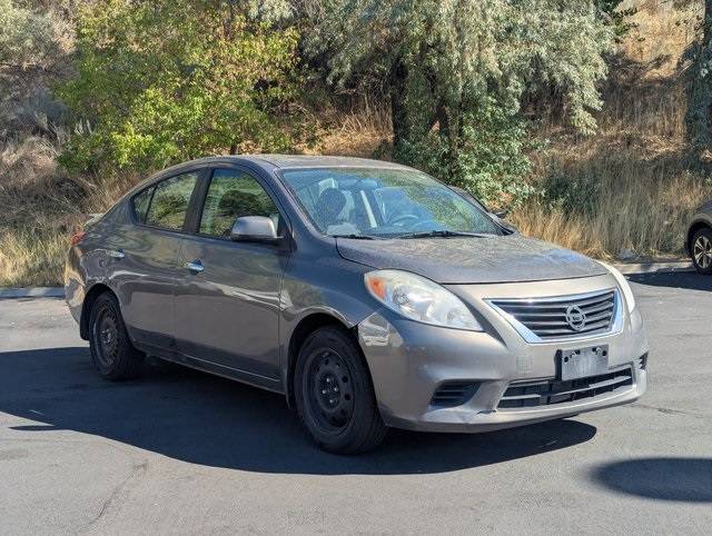 2013 Nissan Versa SV — Sedan — 163,570 mi — Sandy, UT