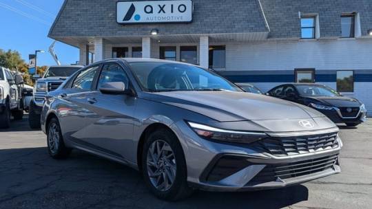 2024 Hyundai Elantra SEL — Sedan — 11,916 mi — Sandy, UT