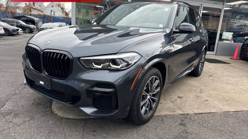 2022 BMW X5 40i — SUV — 61,727 mi — Brooklyn, NY