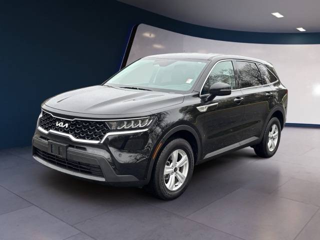 2022 Kia Sorento LX — SUV — 5,522 mi — Shrewsbury, MA
