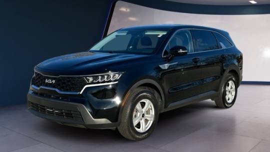 2022 Kia Sorento LX — SUV — 20,598 mi — Shrewsbury, MA
