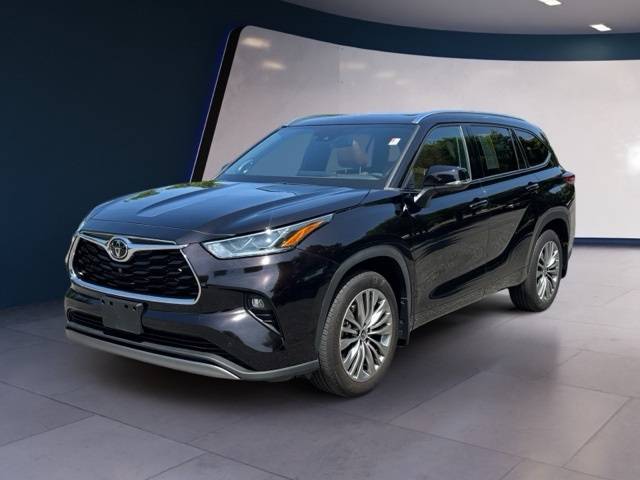 2022 Toyota Highlander Platinum — SUV — 26,228 mi — Shrewsbury, MA