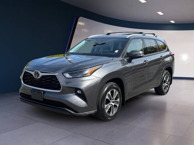 2022 Toyota Highlander XLE — SUV — 30,888 mi — Shrewsbury, MA