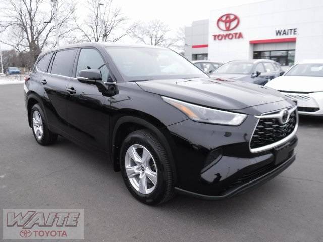2022 Toyota Highlander L — SUV — 37,376 mi — Watertown, NY