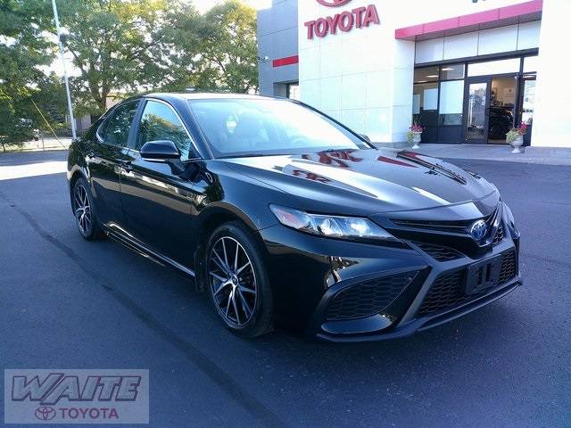 2023 Toyota Camry Hybrid SE — Sedan — 30,032 mi — Watertown, NY