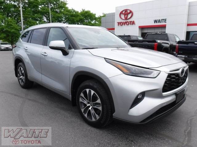 2024 Toyota Highlander XLE — SUV — 18,494 mi — Watertown, NY