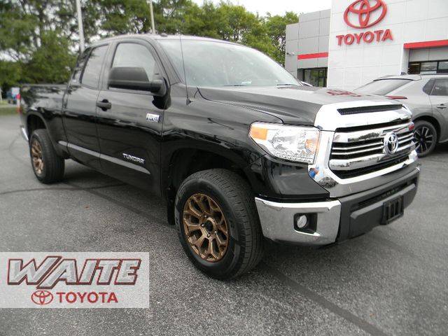 2017 Toyota Tundra SR5