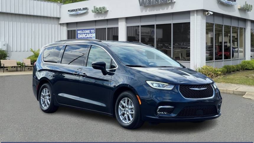 2022 Chrysler Pacifica Touring L — Minivan — 62,768 mi — Waldorf, MD