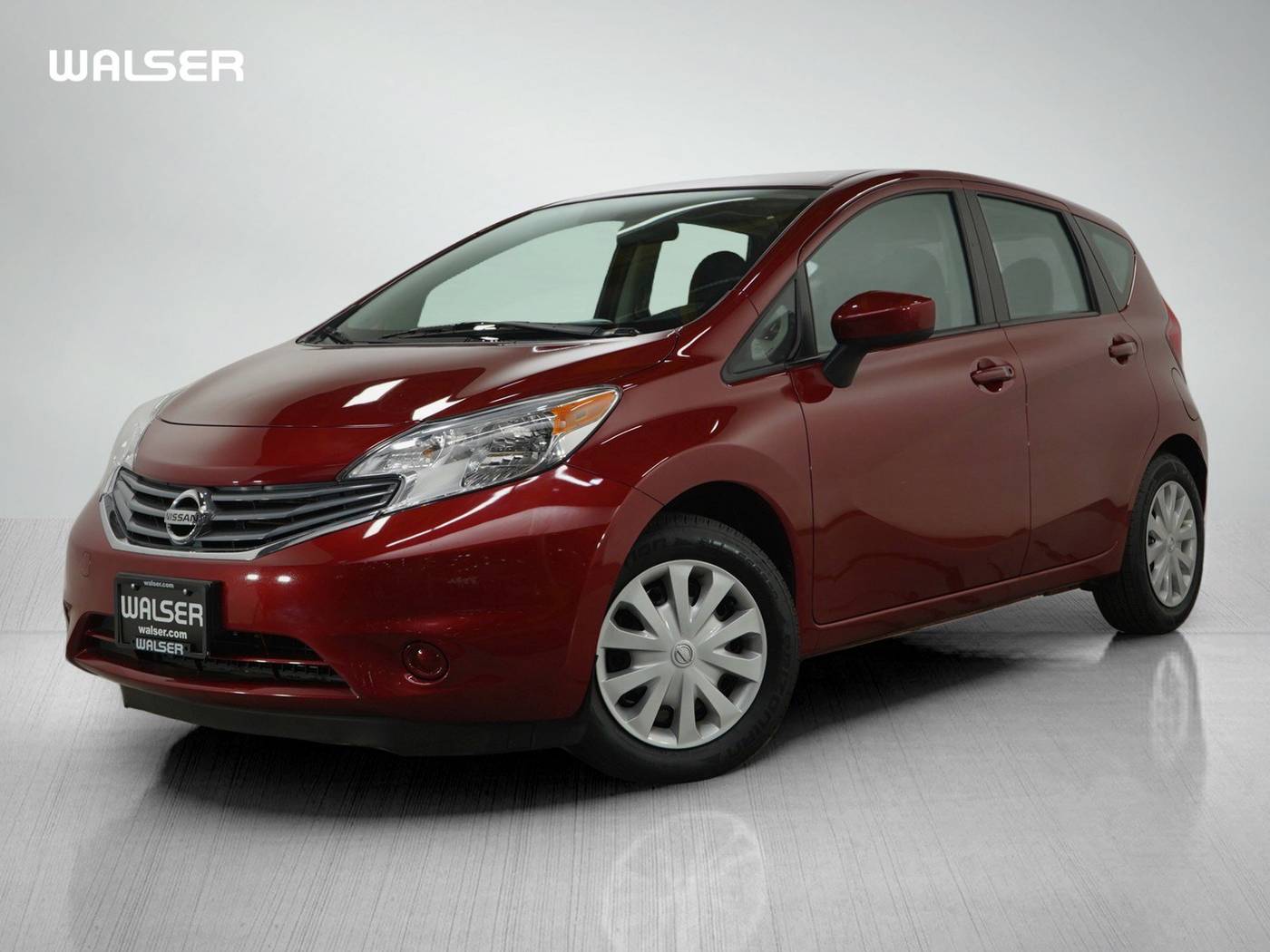 2015 Nissan Versa 1.6 SV — Hatchback — 57,378 mi — Bloomington, MN