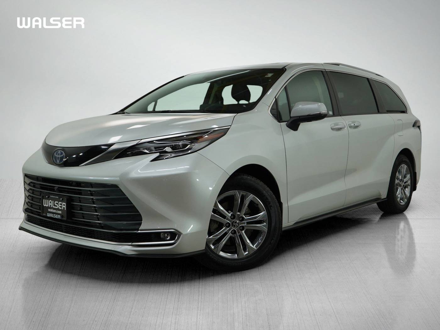 2022 Toyota Sienna Platinum — Minivan — 41,078 mi — Bloomington, MN