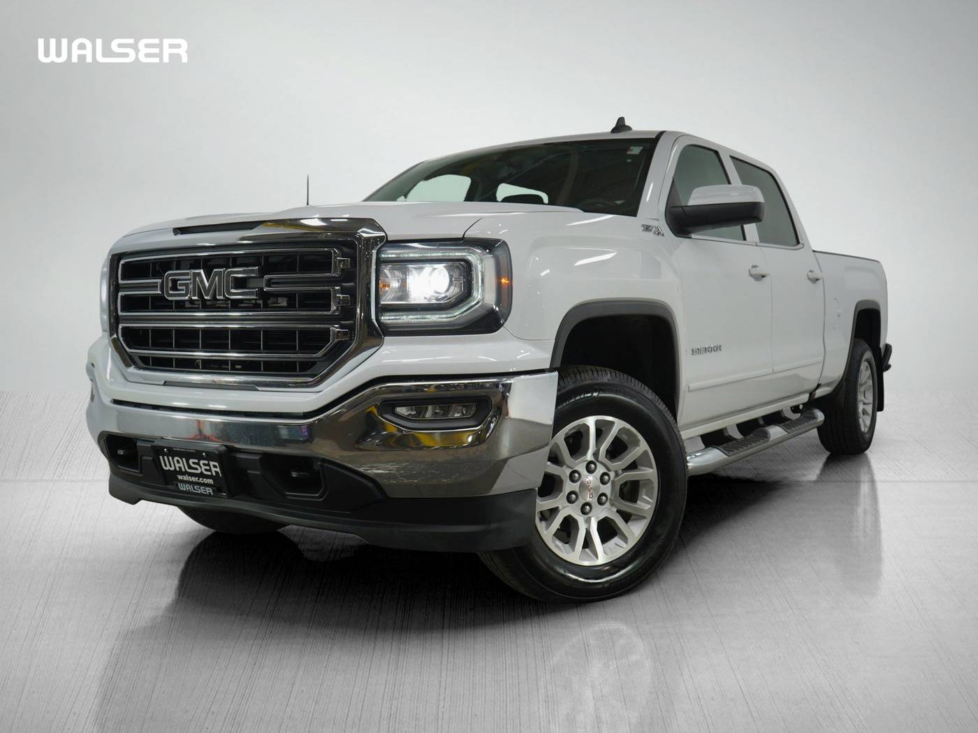 2018 GMC Sierra 1500 SLE — Pickup Truck — 86,990 mi — Bloomington, MN