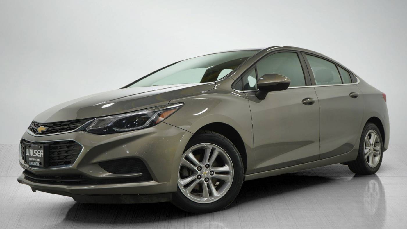 2018 Chevrolet Cruze LT — Sedan — 102,488 mi — Bloomington, MN