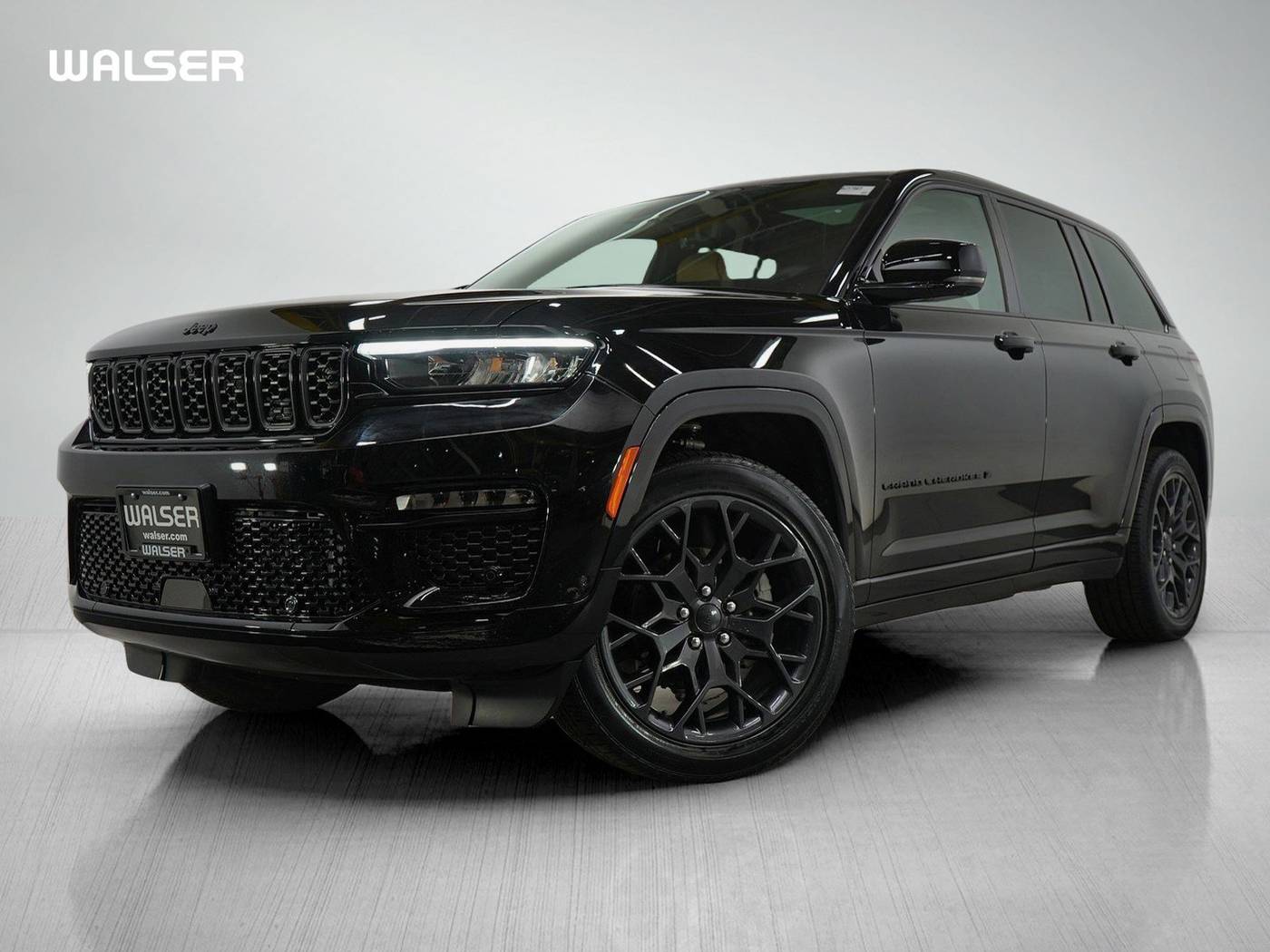 2025 Jeep Grand Cherokee Summit — SUV — 2,629 mi — Hopkins, MN