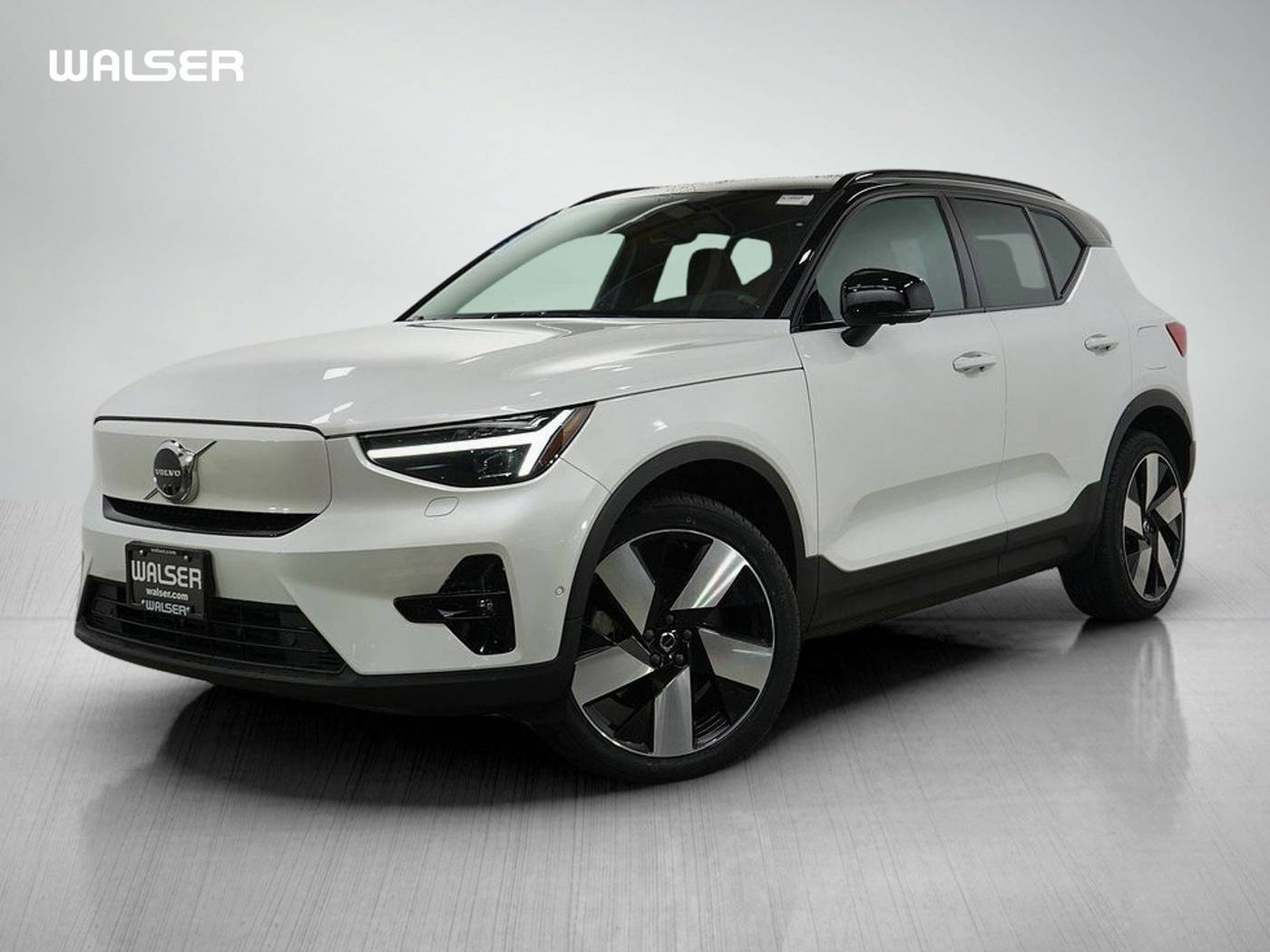 2023 Volvo XC40 Recharge Ultimate — SUV — 19,694 mi — Hopkins, MN