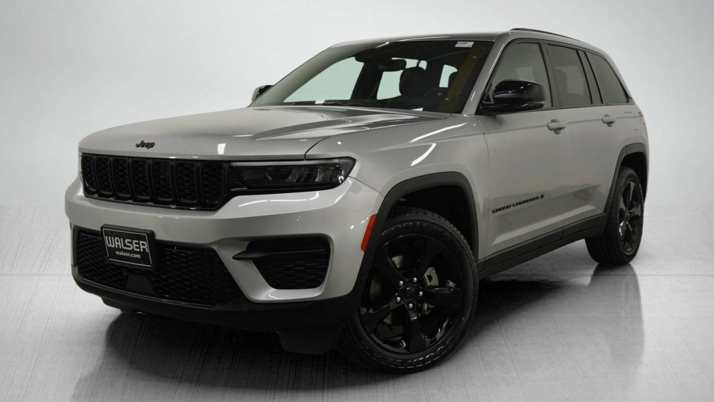 2023 Jeep Grand Cherokee Altitude — SUV — 59,695 mi — Hopkins, MN