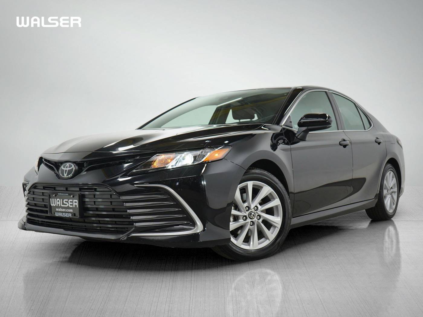 2024 Toyota Camry LE — Sedan — 30,030 mi — Hopkins, MN