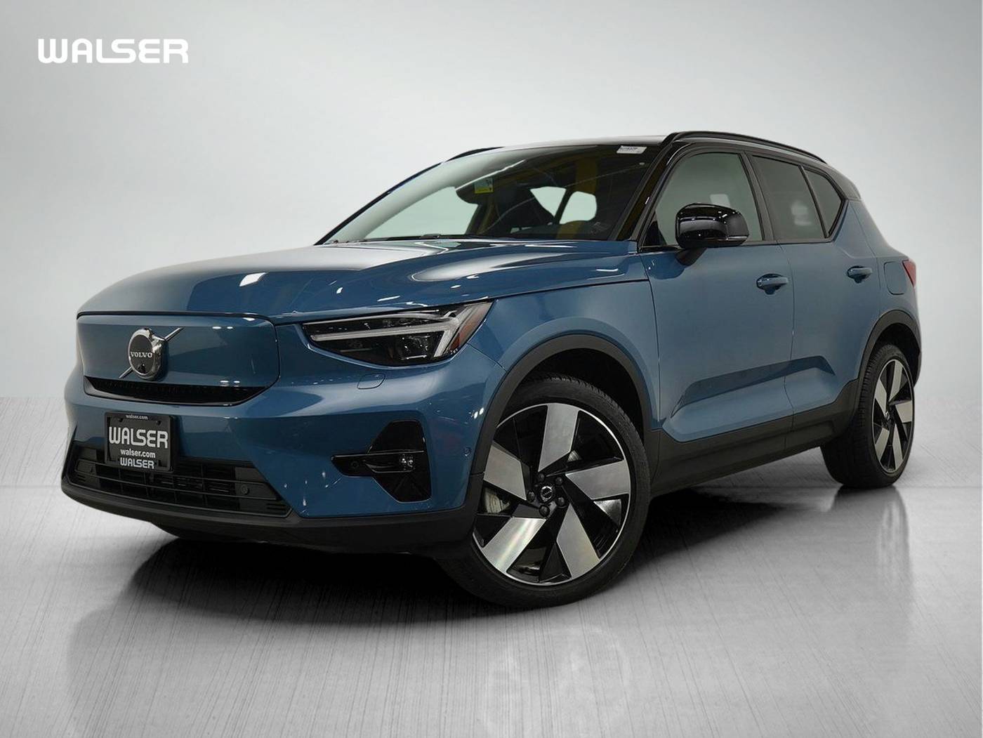 2023 Volvo XC40 Recharge Ultimate — SUV — 17,777 mi — Hopkins, MN