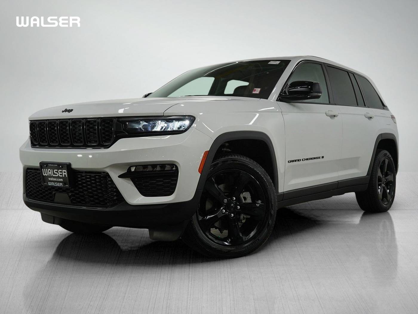 2023 Jeep Grand Cherokee Limited — SUV — 30,232 mi — Hopkins, MN