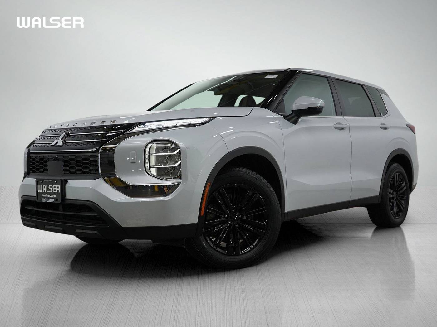2024 Mitsubishi Outlander ES — SUV — 62,438 mi — Hopkins, MN