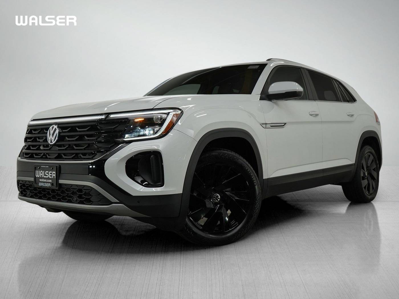 2024 Volkswagen Atlas Cross Sport SE with Technology — SUV — 21,017 mi — Hopkins, MN