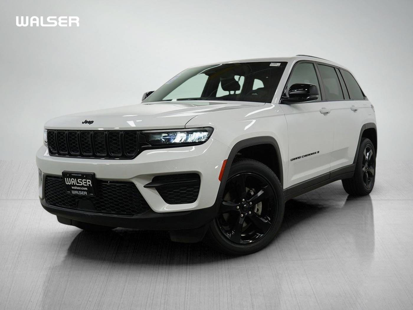 2023 Jeep Grand Cherokee Altitude — SUV — 18,105 mi — Hopkins, MN