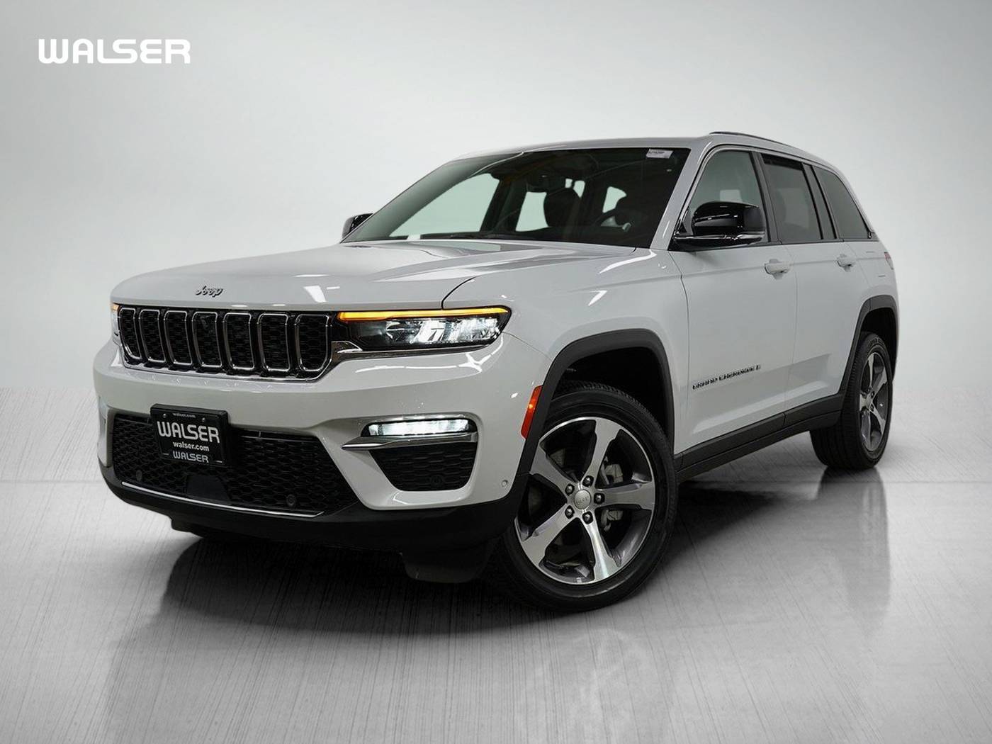 2023 Jeep Grand Cherokee Limited — SUV — 27,968 mi — Hopkins, MN