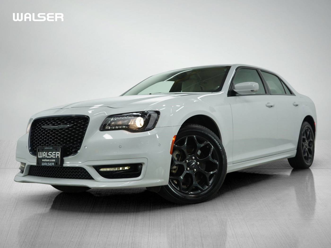 2023 Chrysler 300 Touring L — Sedan — 38,248 mi — Hopkins, MN