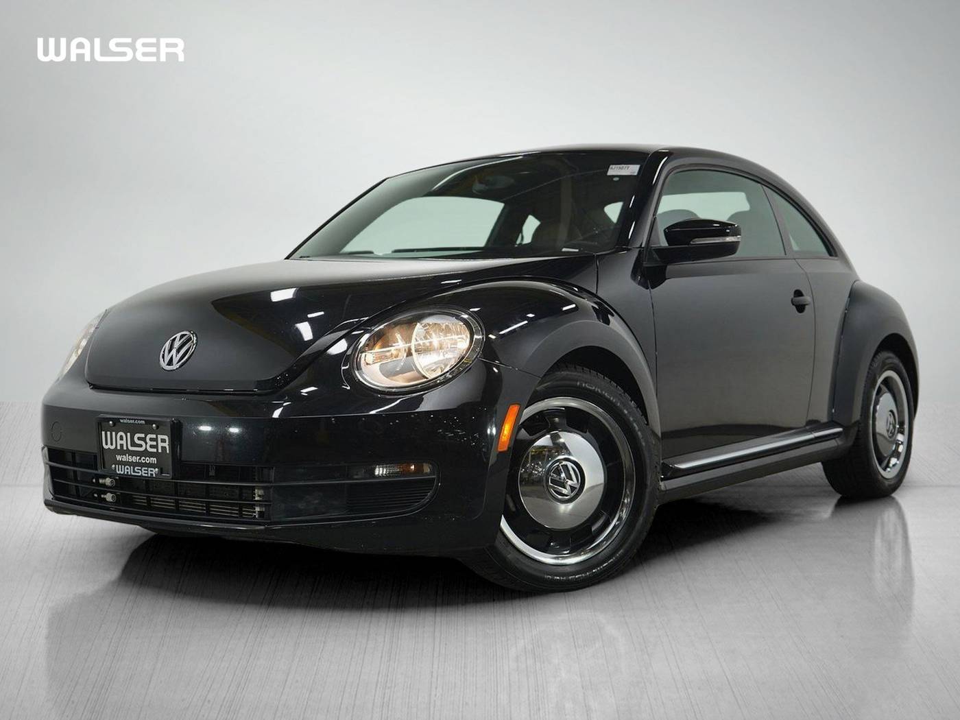 2016 Volkswagen Beetle 1.8T Classic — Hatchback — 49,366 mi — Hopkins, MN
