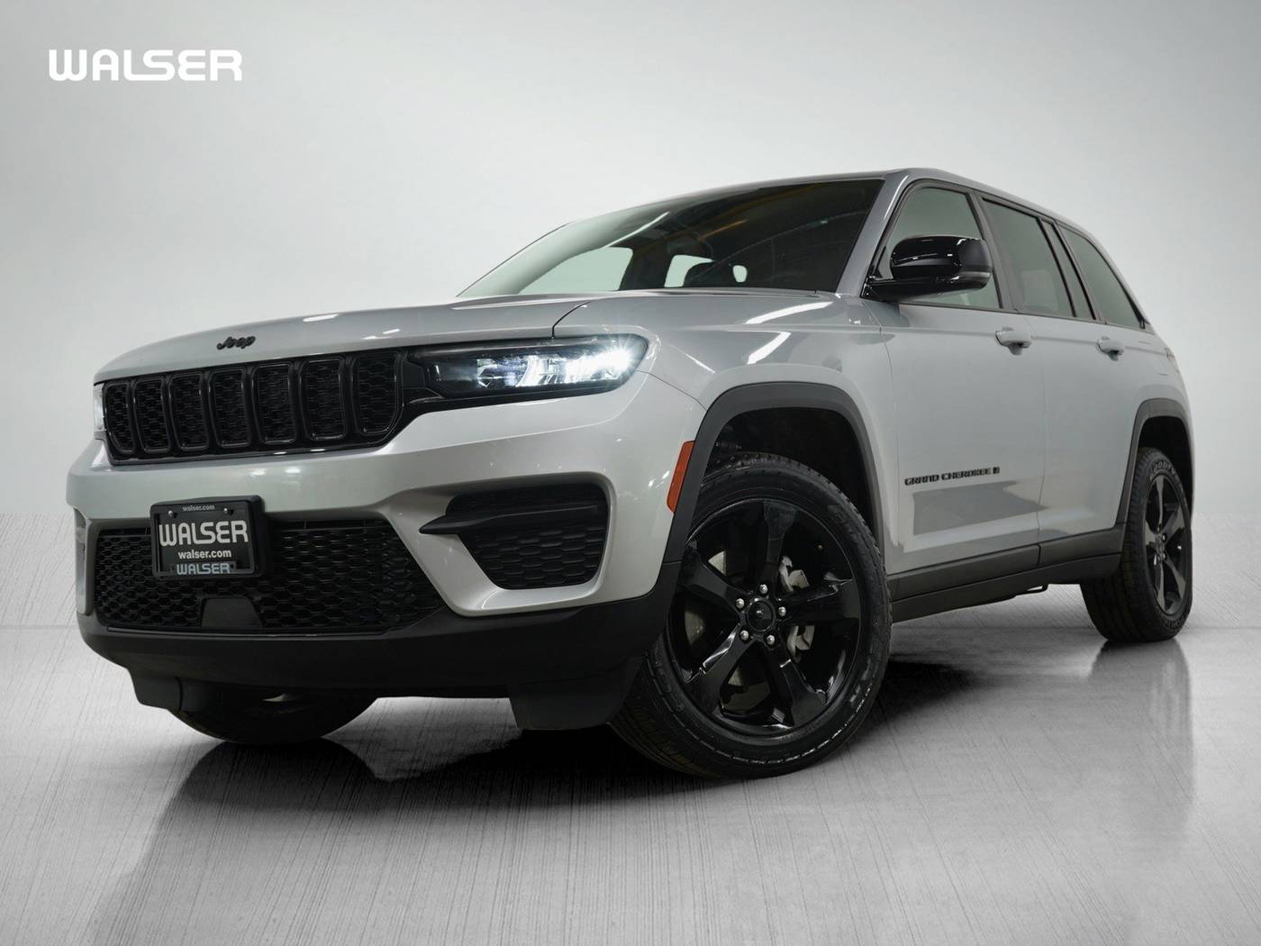 2023 Jeep Grand Cherokee Altitude — SUV — 51,481 mi — Hopkins, MN