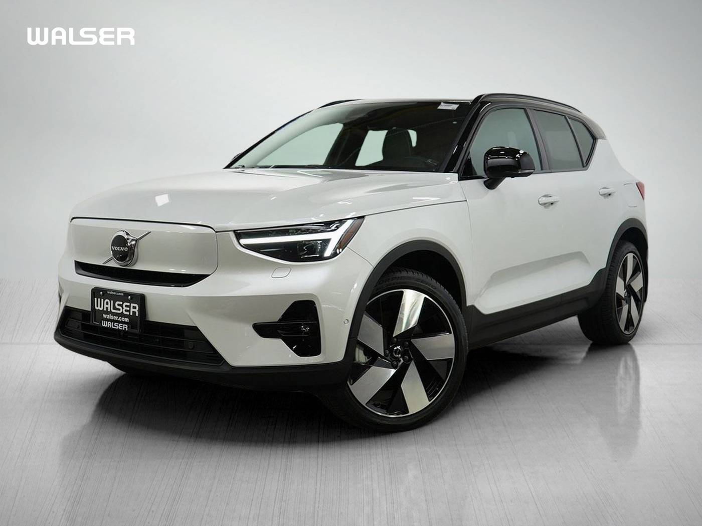 2023 Volvo XC40 Recharge Ultimate — SUV — 7,908 mi — Hopkins, MN