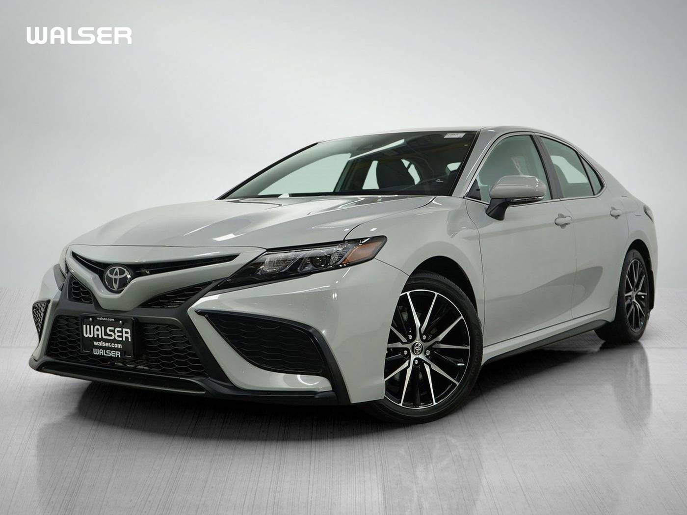 2022 Toyota Camry SE — Sedan — 22,104 mi — Hopkins, MN