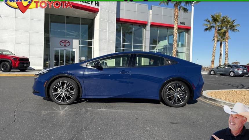 2023 Toyota Prius XLE — Hatchback — 11,041 mi — Victorville, CA