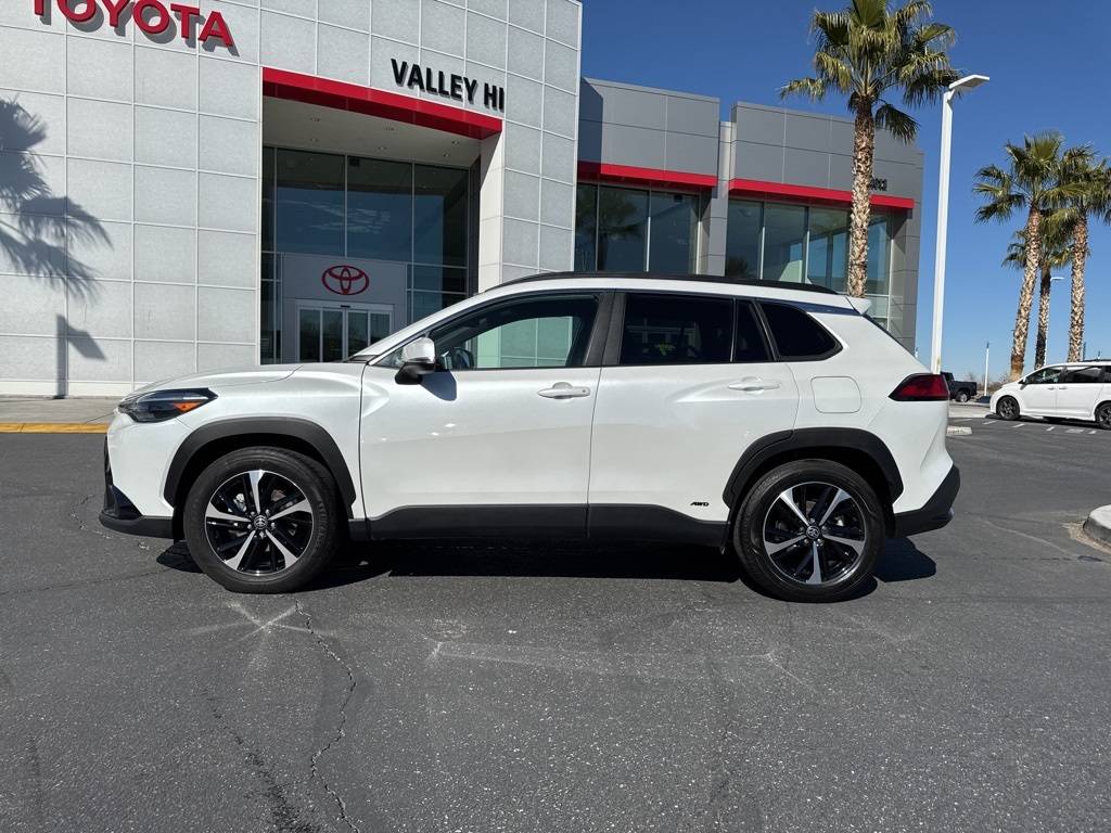 2023 Toyota Corolla Cross Hybrid XSE — SUV — 11,026 mi — Victorville, CA