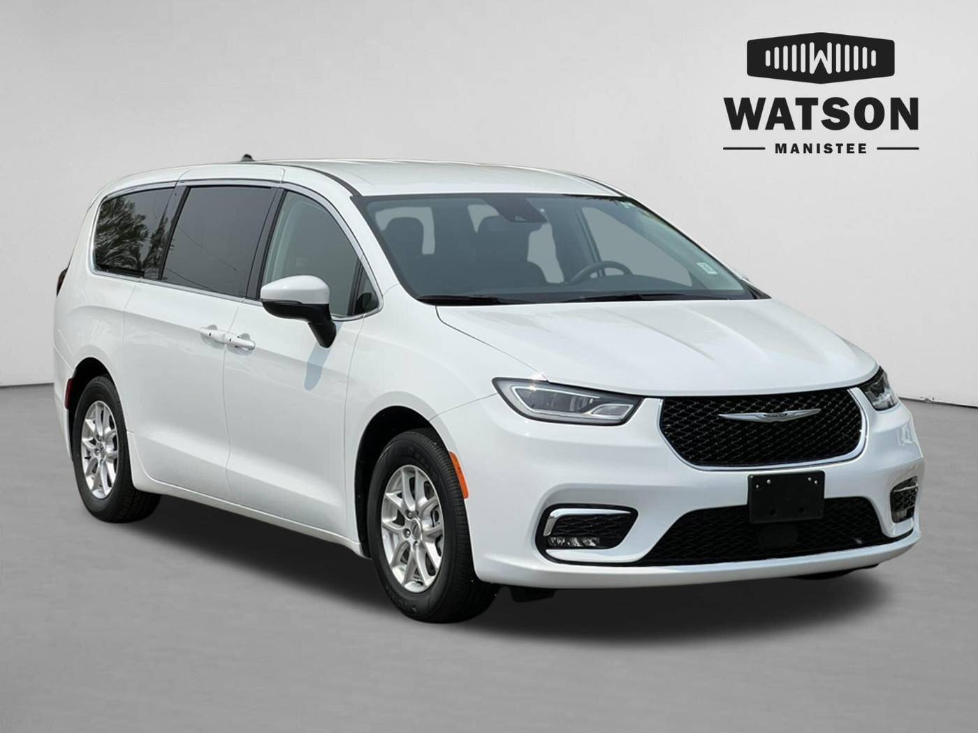 2023 Chrysler Pacifica Touring L — Minivan — 45,520 mi — Manistee, MI