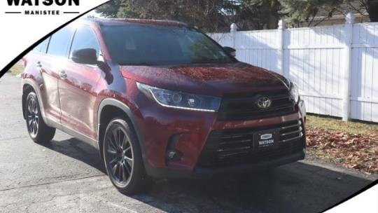 2019 Toyota Highlander SE V6 — SUV — 65,177 mi — Manistee, MI
