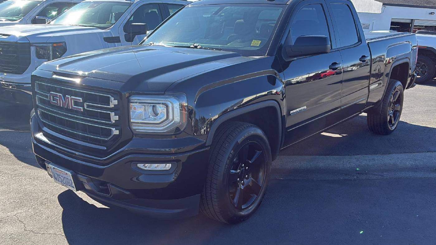 2016 GMC Sierra 1500 Base — Pickup Truck — 104,683 mi — Watsonville, CA
