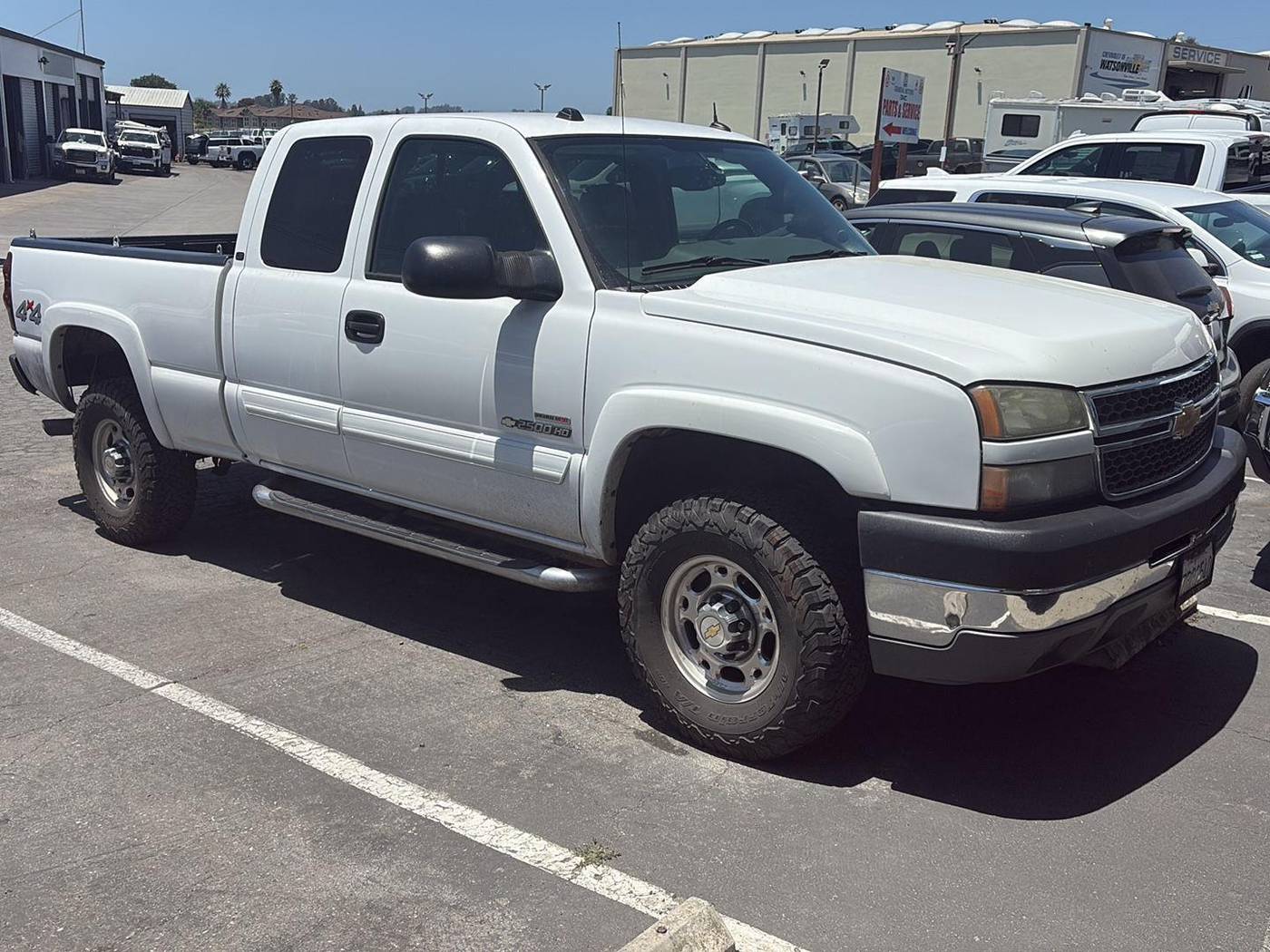 2005 Chevrolet Silverado 2500HD LT — Pickup Truck — 151,000 mi — Watsonville, CA