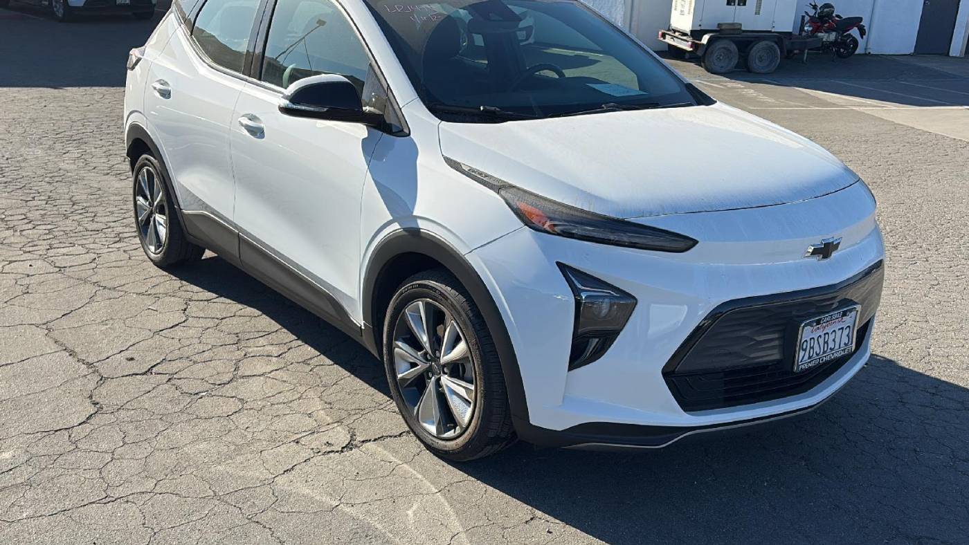 2022 Chevrolet Bolt EUV LT — SUV — 23,295 mi — Watsonville, CA