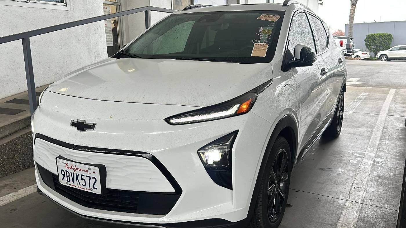 2022 Chevrolet Bolt EUV Premier — SUV — 22,723 mi — Watsonville, CA