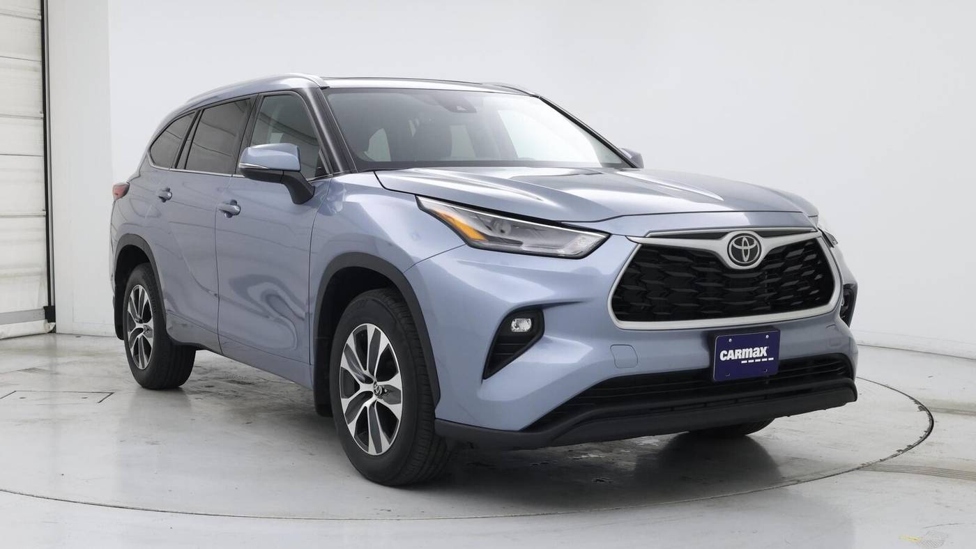 2022 Toyota Highlander XLE — SUV — 20,365 mi — Edison, NJ