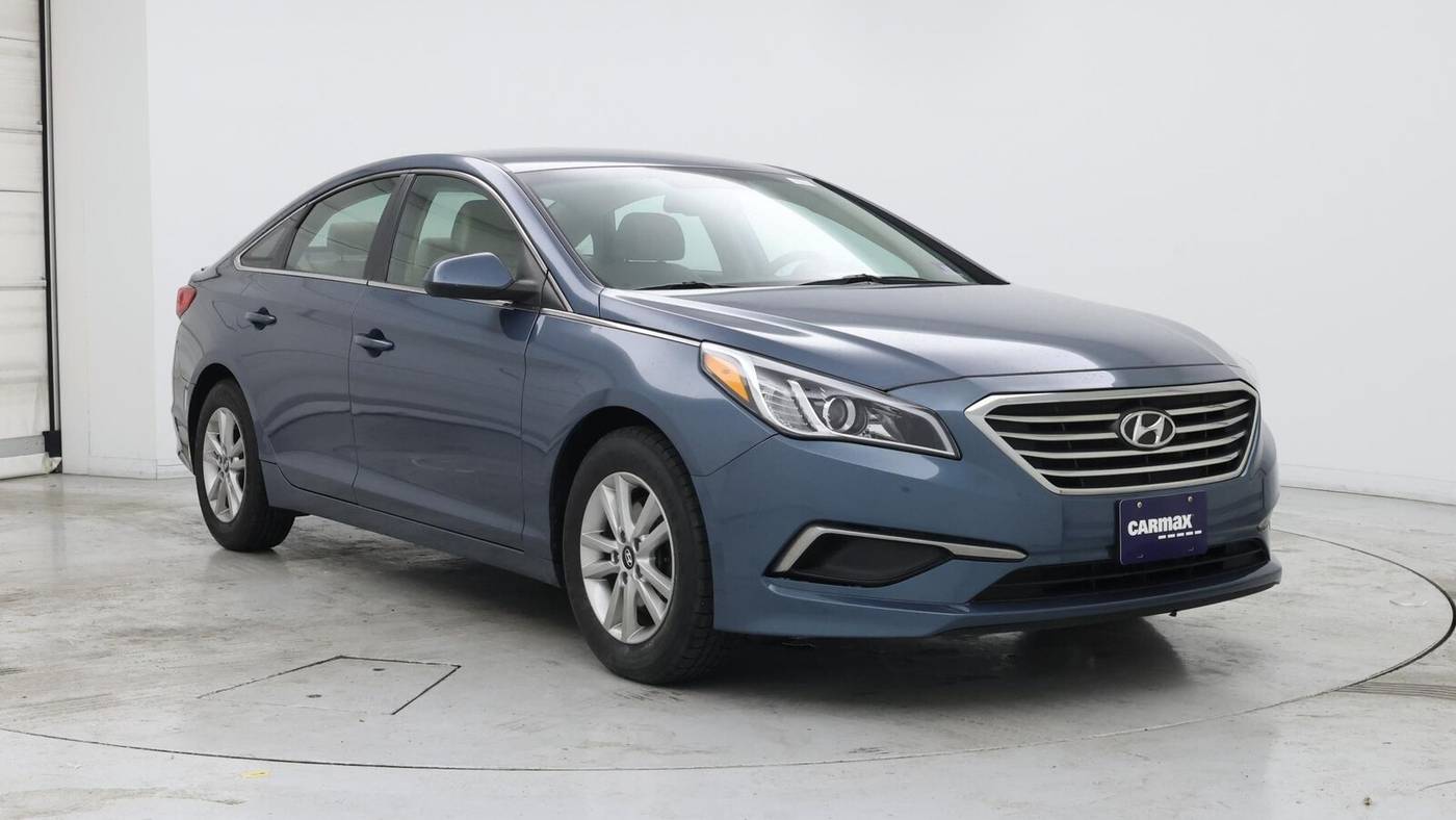 2016 Hyundai Sonata SE — Sedan — 72,515 mi — Edison, NJ