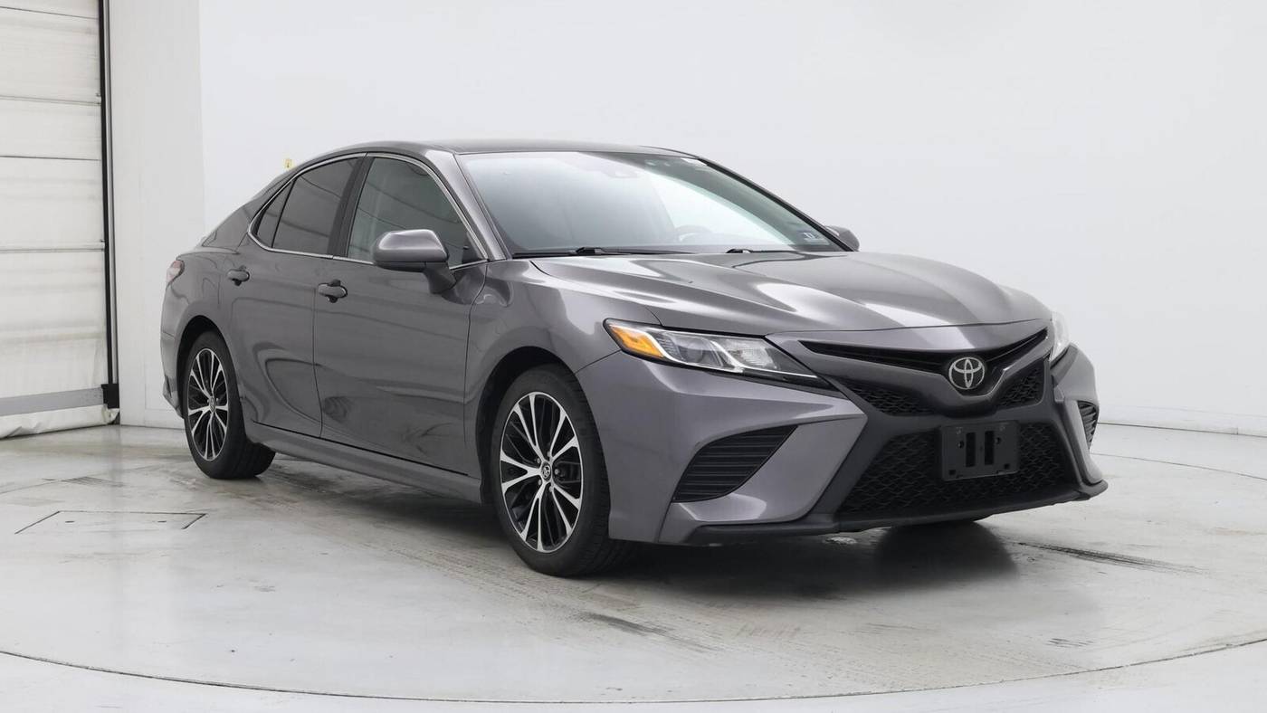 2019 Toyota Camry SE — Sedan — 94,825 mi — Edison, NJ