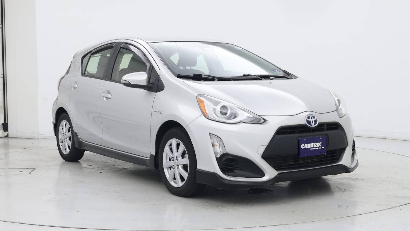 2017 Toyota Prius c Three — Hatchback — 34,860 mi — Edison, NJ