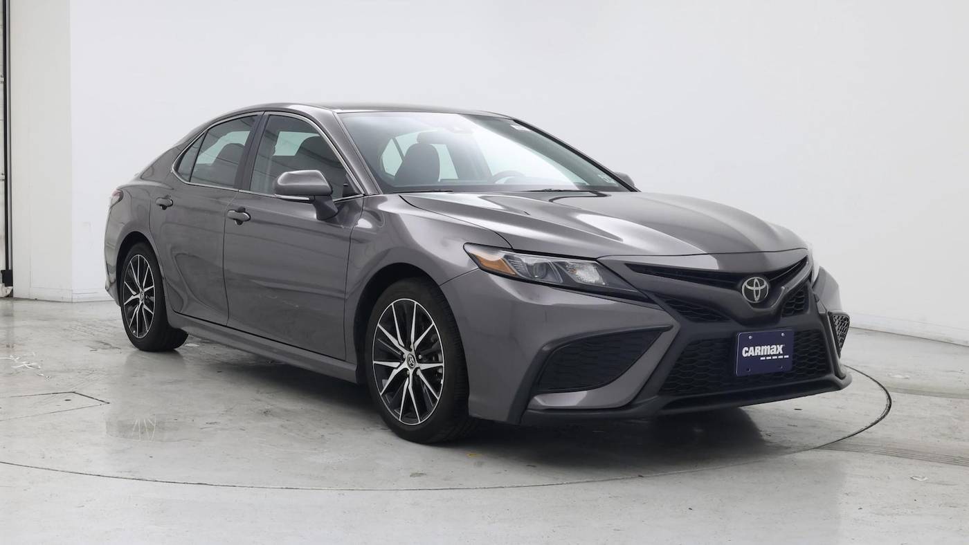 2023 Toyota Camry SE — Sedan — 10,210 mi — Edison, NJ