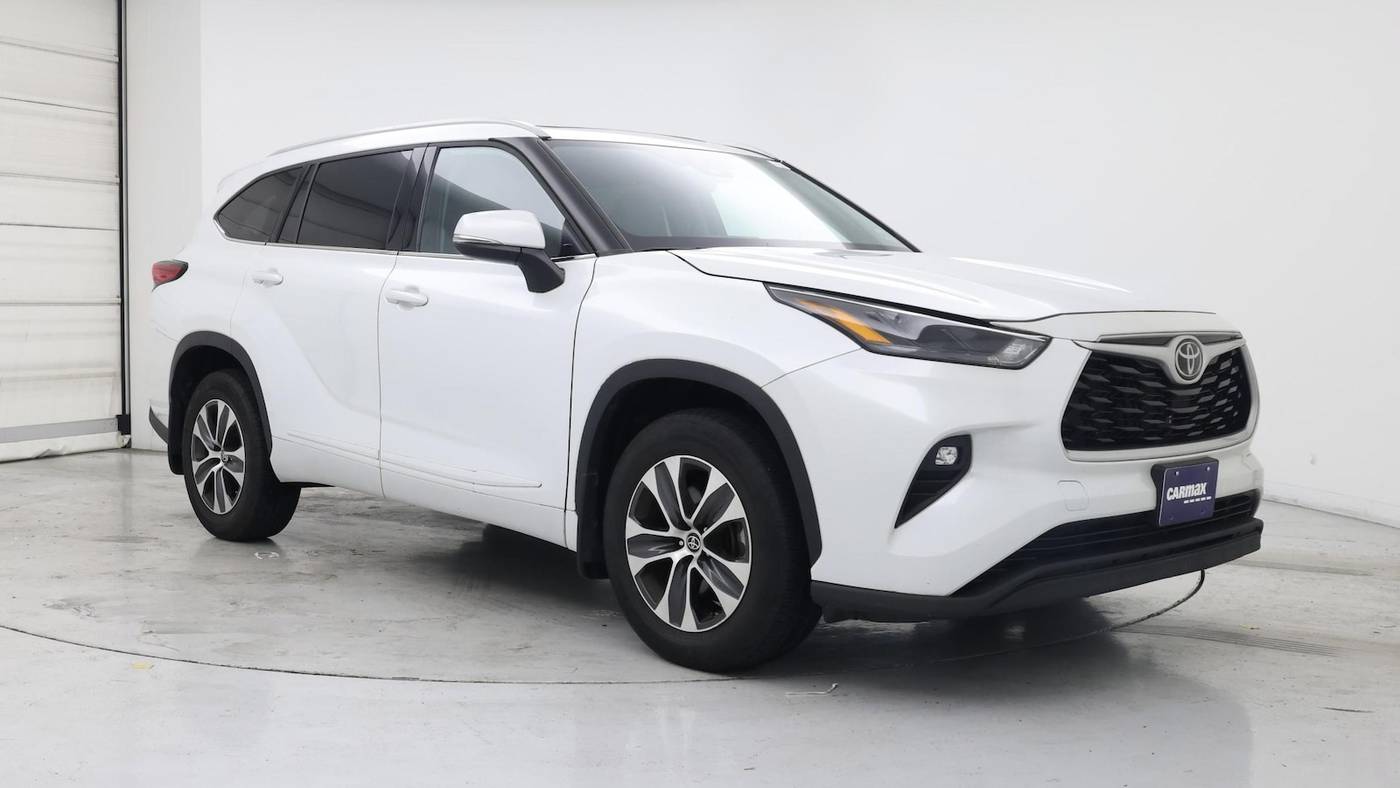 2022 Toyota Highlander XLE — SUV — 10,295 mi — Edison, NJ