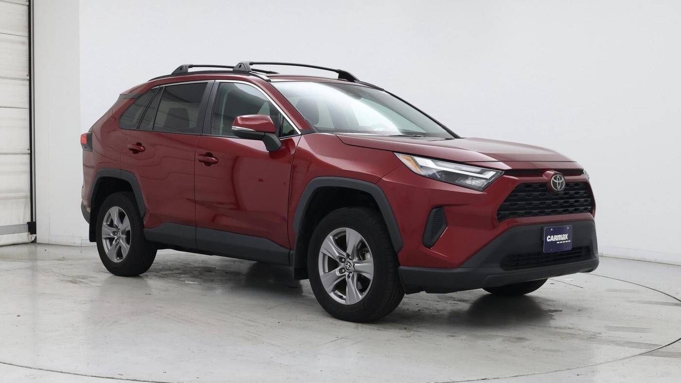 2022 Toyota RAV4 XLE — SUV — 27,827 mi — Edison, NJ