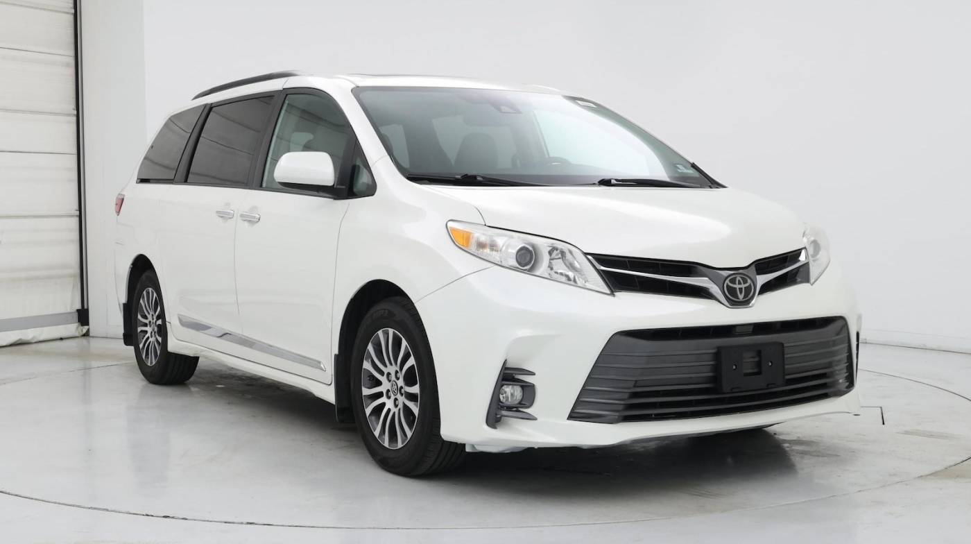 2019 Toyota Sienna XLE — Minivan — 48,018 mi — Edison, NJ
