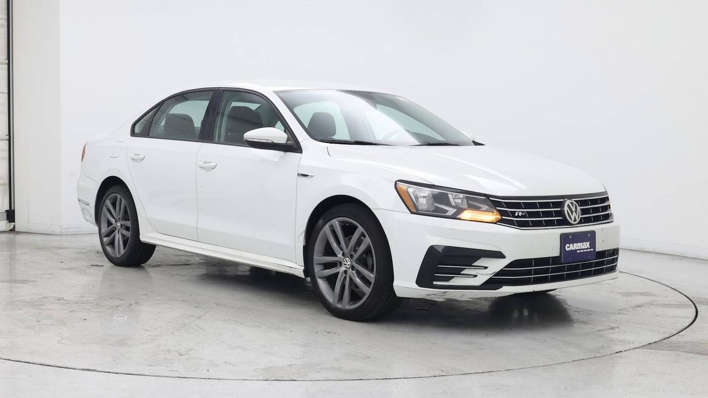 2018 Volkswagen Passat R-Line — Sedan — 95,061 mi — Edison, NJ