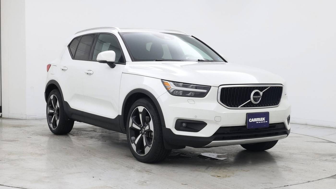 2020 Volvo XC40 Momentum — SUV — 34,100 mi — Edison, NJ